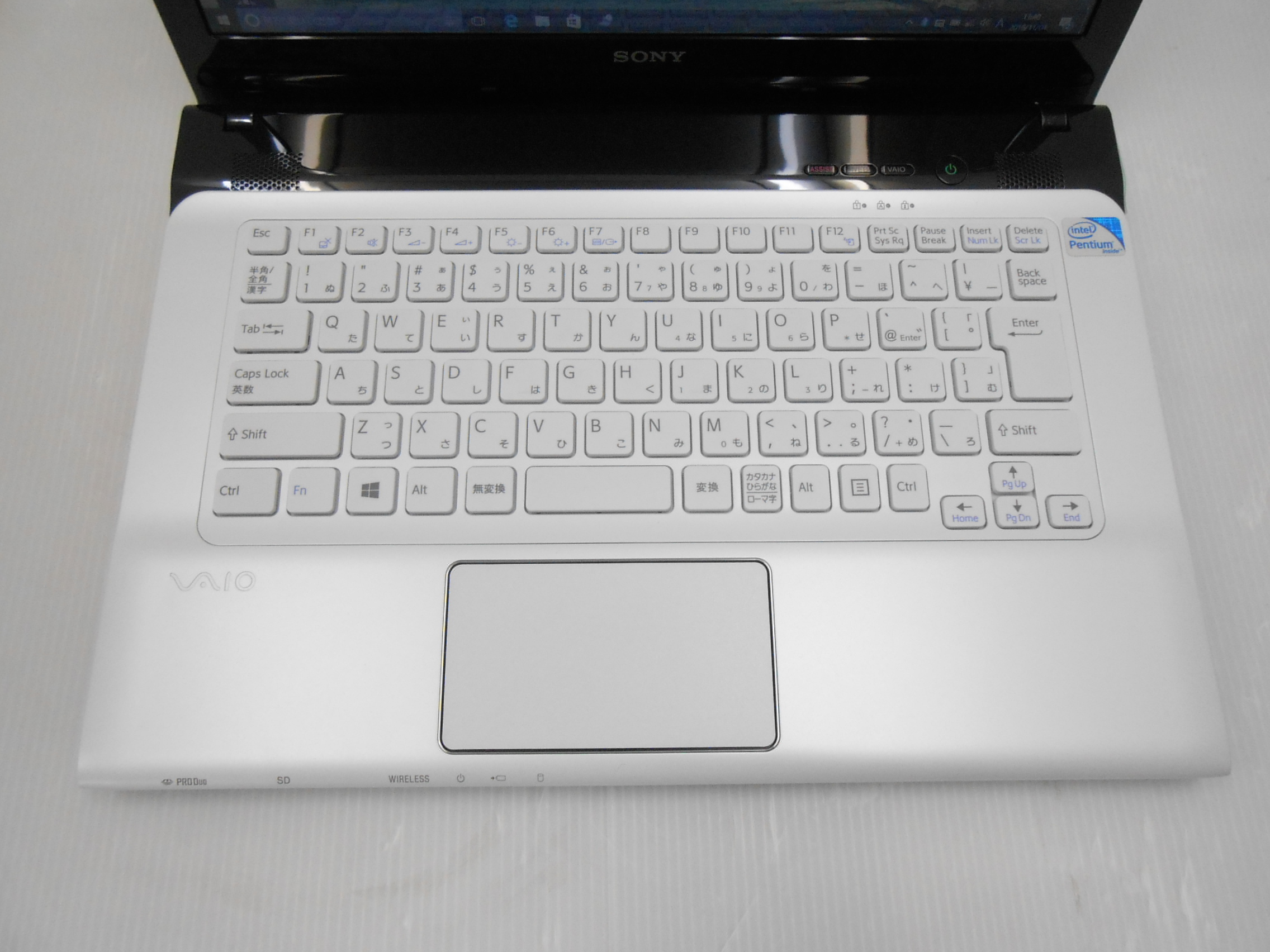 【説明必読】SONY SVE141L11N ノートPC SONY VAIO SVE141L11N (Pentium B980 2.4GHz/4GB/750GB) 14