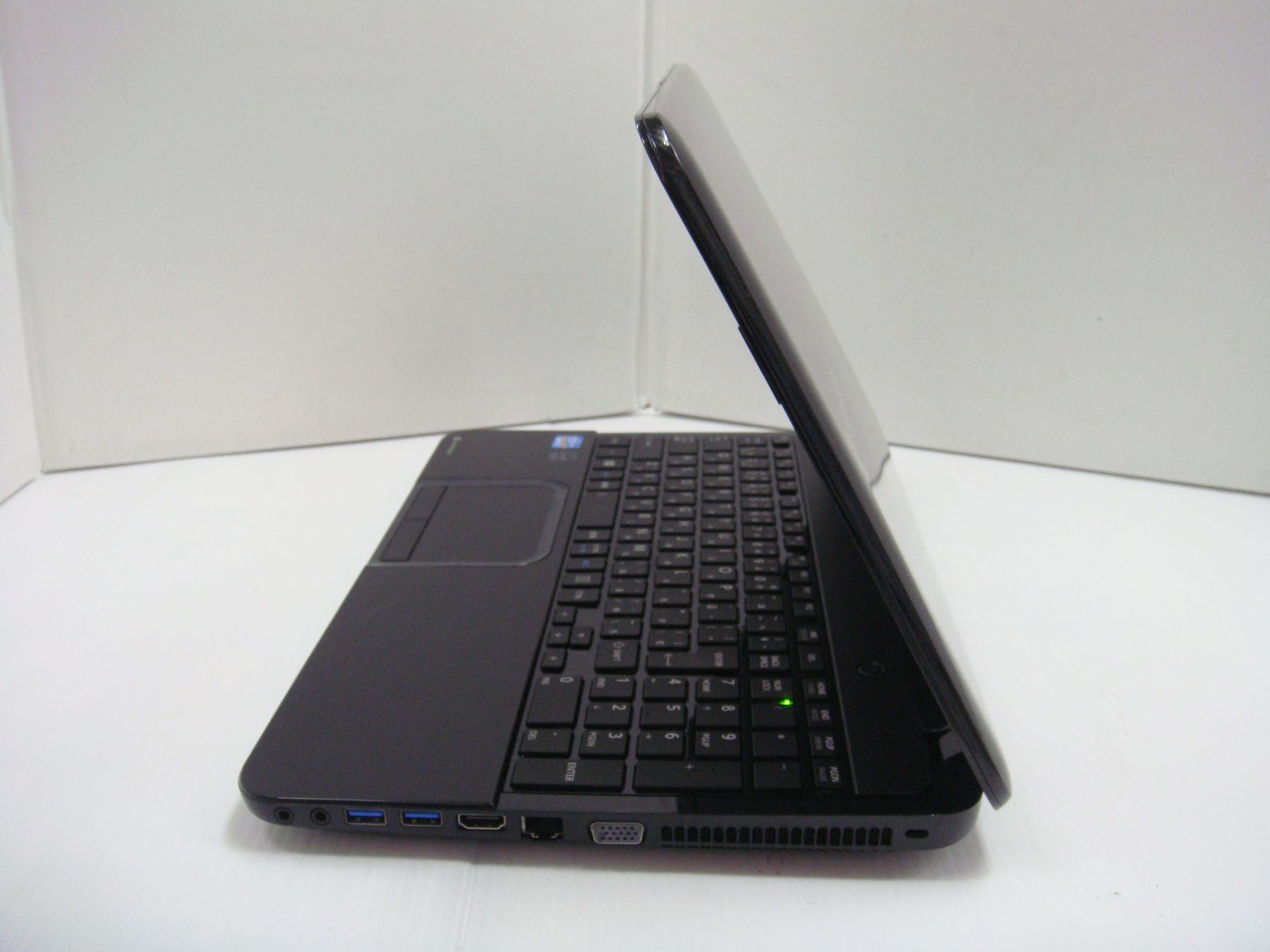 東芝 dynabook T552/58HB (Core i7-3630QM 2.40GHz/8GB/ 1TB) 高