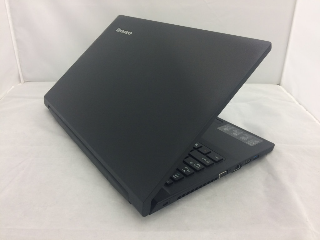 lenovo B590 ノートパソコン Celeron 1005M Lenovo B590 (Celeron 1005M 1.9GHz/4GB/320GB) 光沢液晶が非常