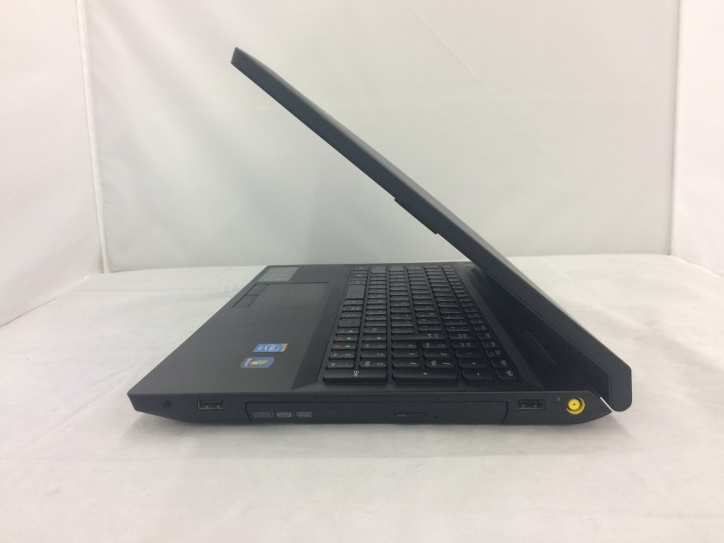 lenovo B590 ノートパソコン Celeron 1005M Lenovo B590 (Celeron 1005M 1.9GHz/4GB/320GB) 光沢液晶が非常