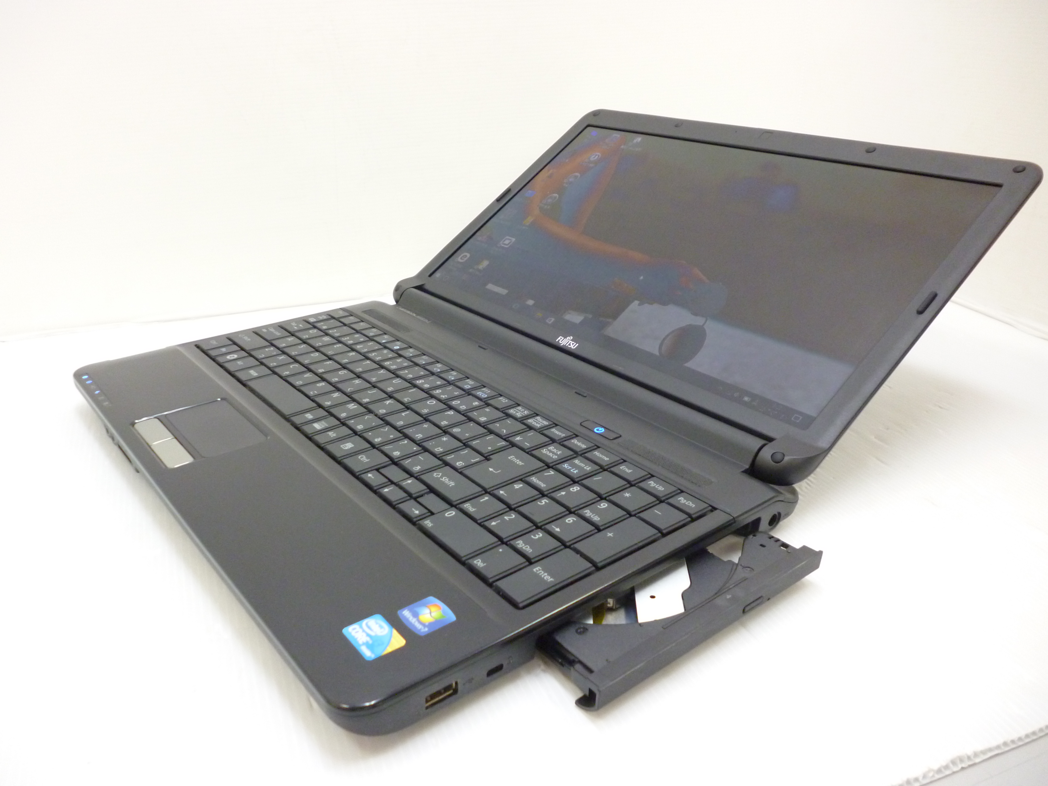 FMV LIFEBOOK AH530/3A 15.6インチ ノートパソコン win10 office