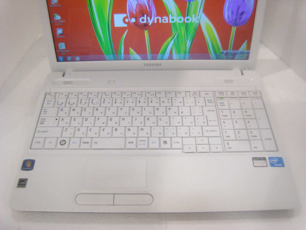 東芝 dynabook B351