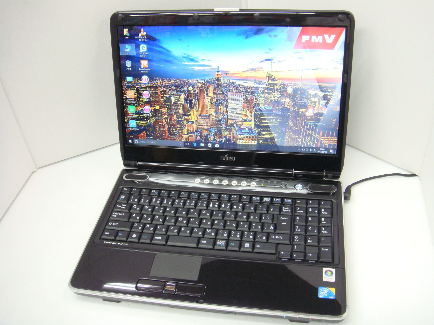 富士通 FMV-BIBLO NF/D70 (Core 2 Duo-P8700 2.53GHz/4GB/500GB