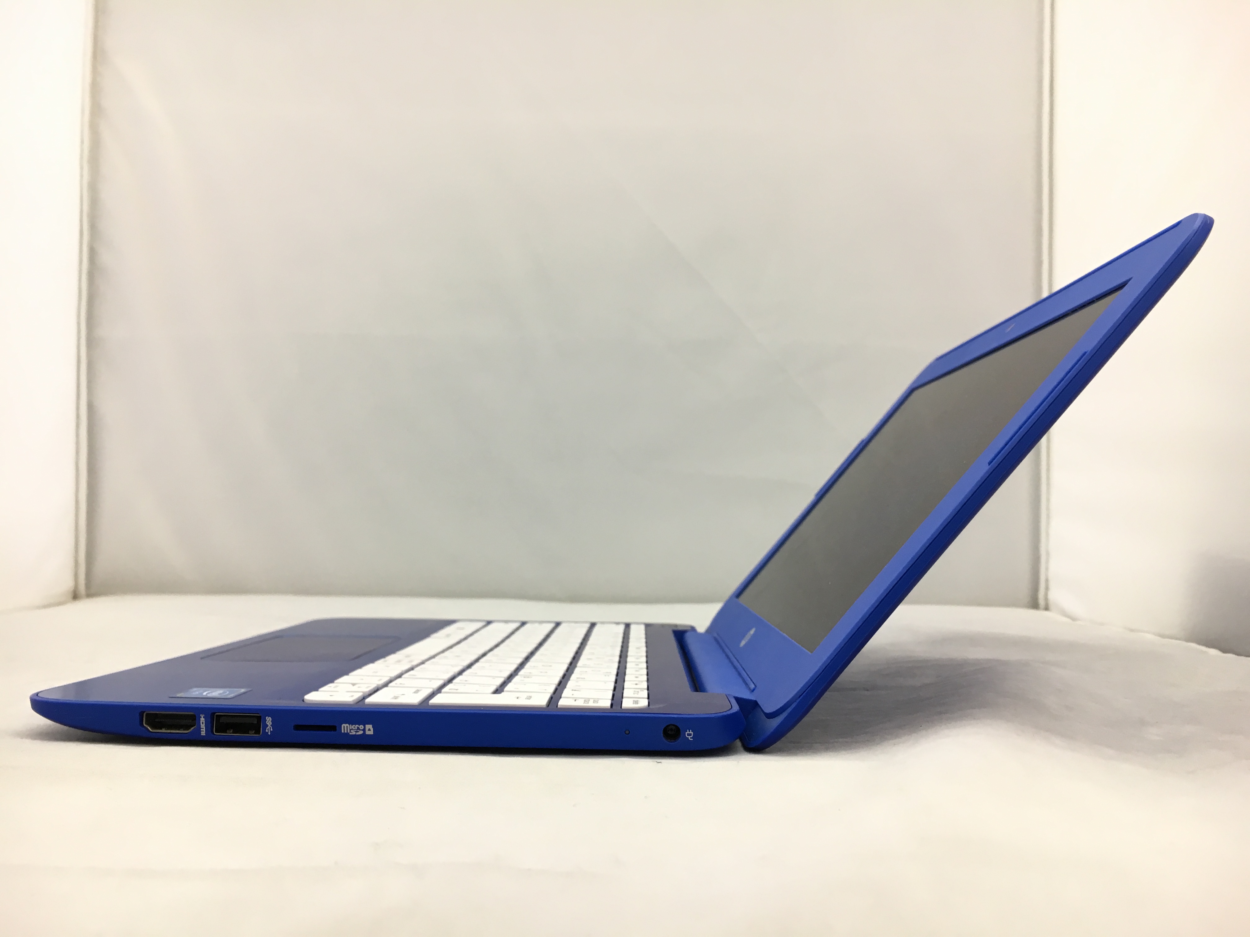 ☆特価品☆無線内蔵ノート☆HP stream TPN シリアル№：5CD5515CFB