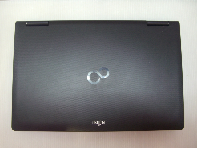 富士通 LIFEBOOK E741/D