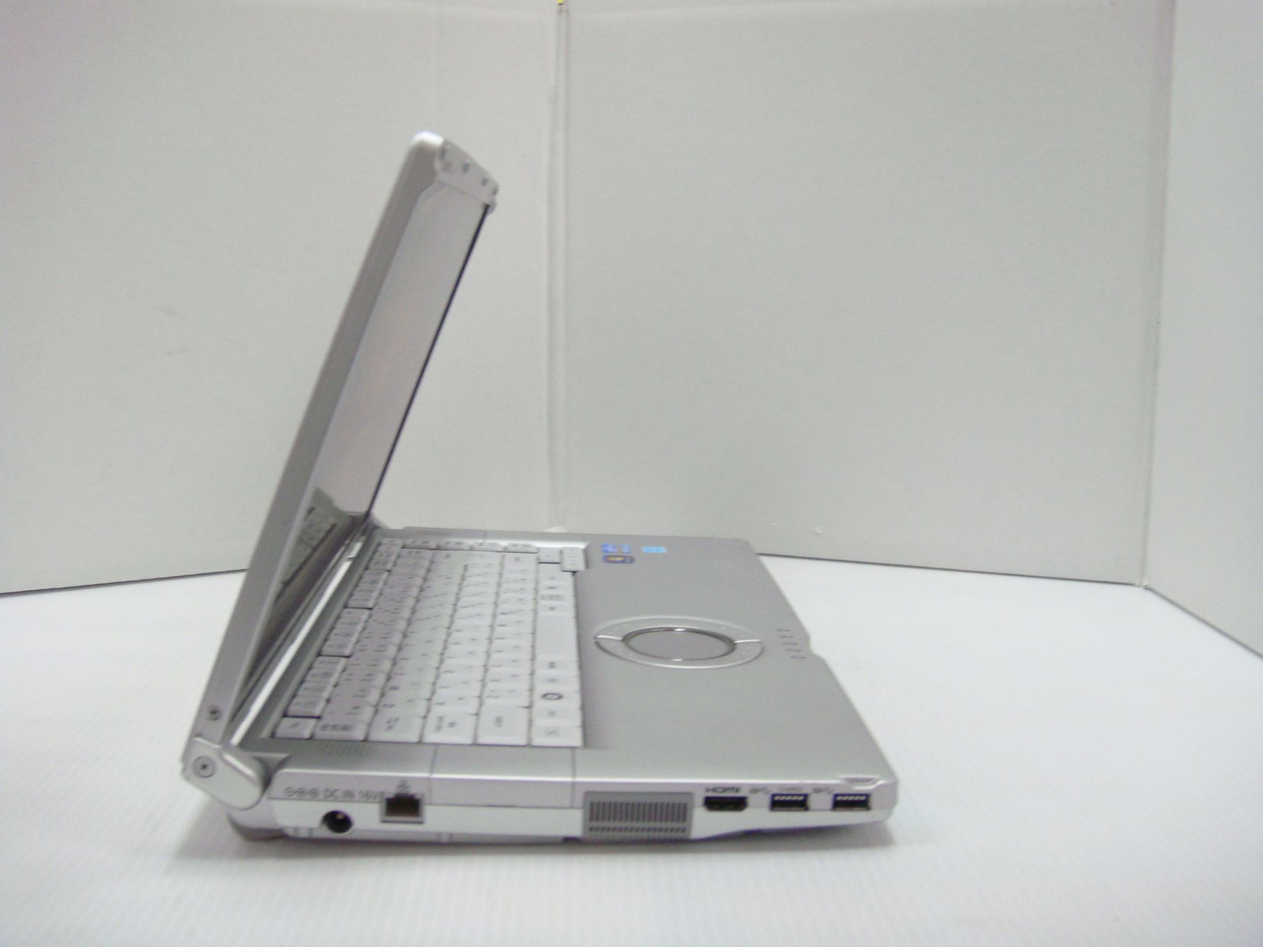 Panasonic Let'sNote CF-B11 (Core i5-3320M 2.60GHz/4GB/320GB