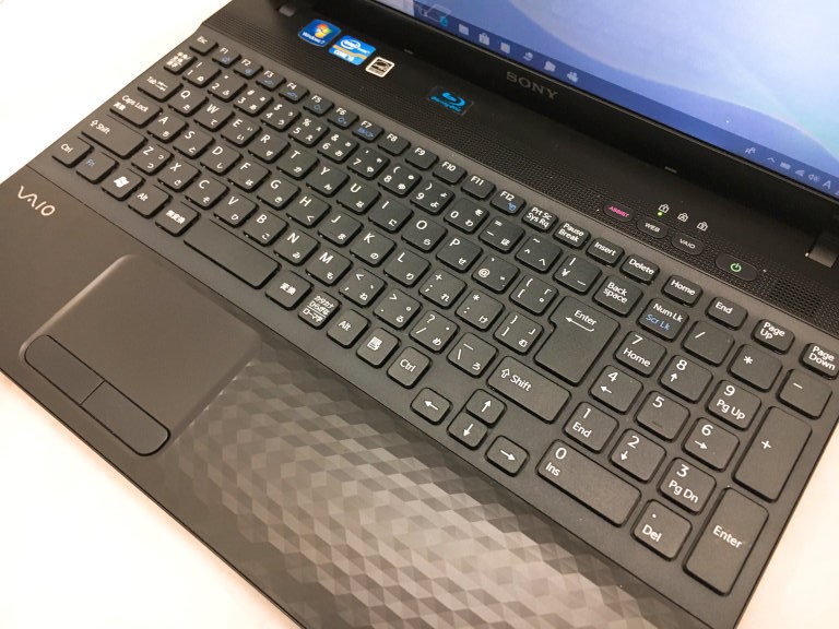 SONY VAIO VPCEH29FJ (Core i5 2430M 2.4GHz/4GB/500GB) PowerPoint