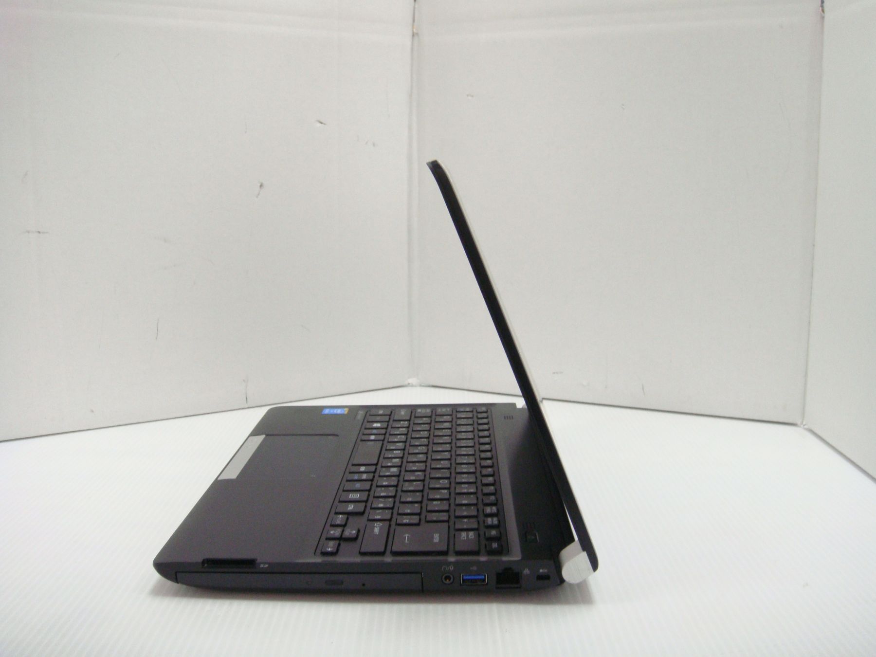 東芝 dynabook R734/M Core i3/4GB/SSD128GB