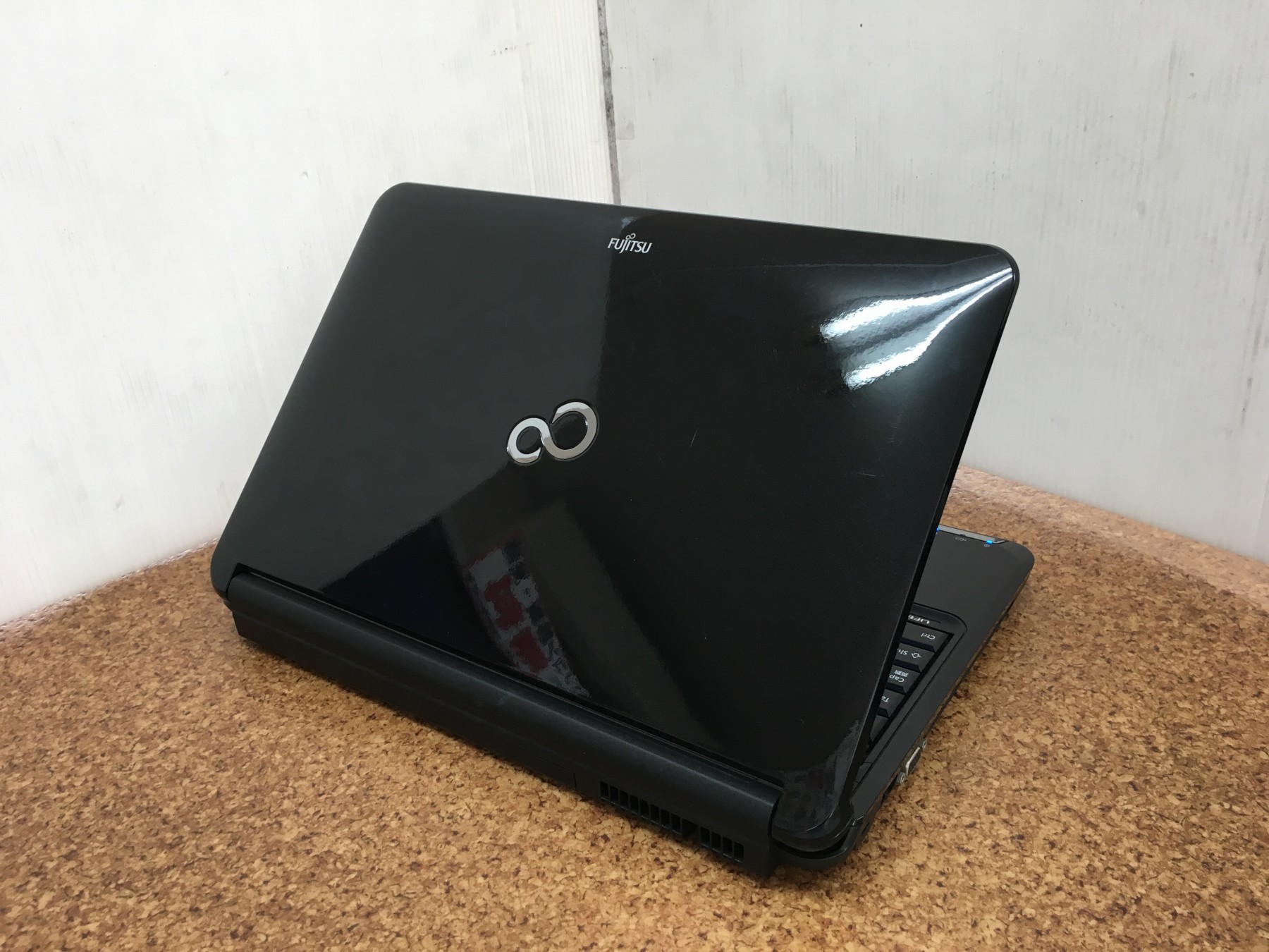 AH55/GC Core i5✨メモリ4GB✨富士通　ノートパソコン 富士通 LIFEBOOK AH55/GC