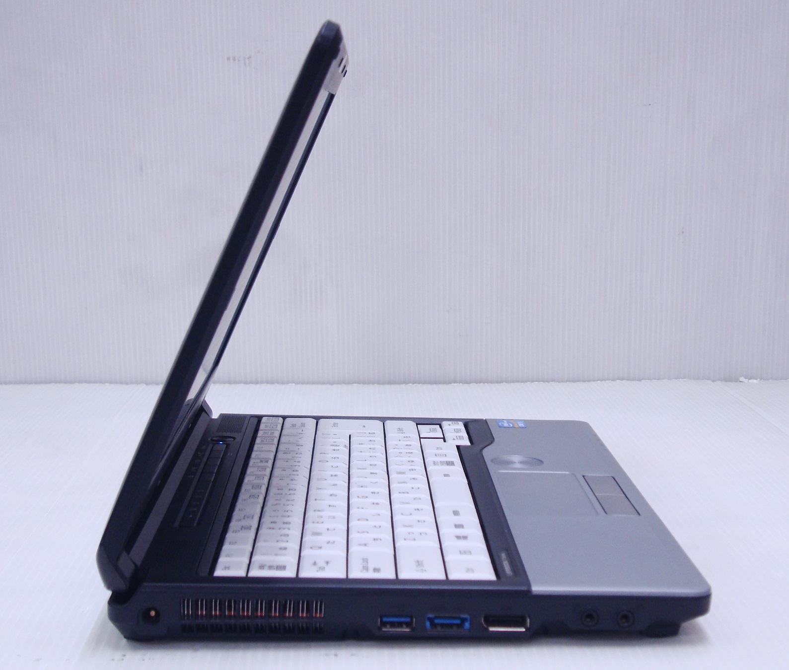 富士通 LIFEBOOK S762/G (Corei5 2.70GHz/4GB/320GB