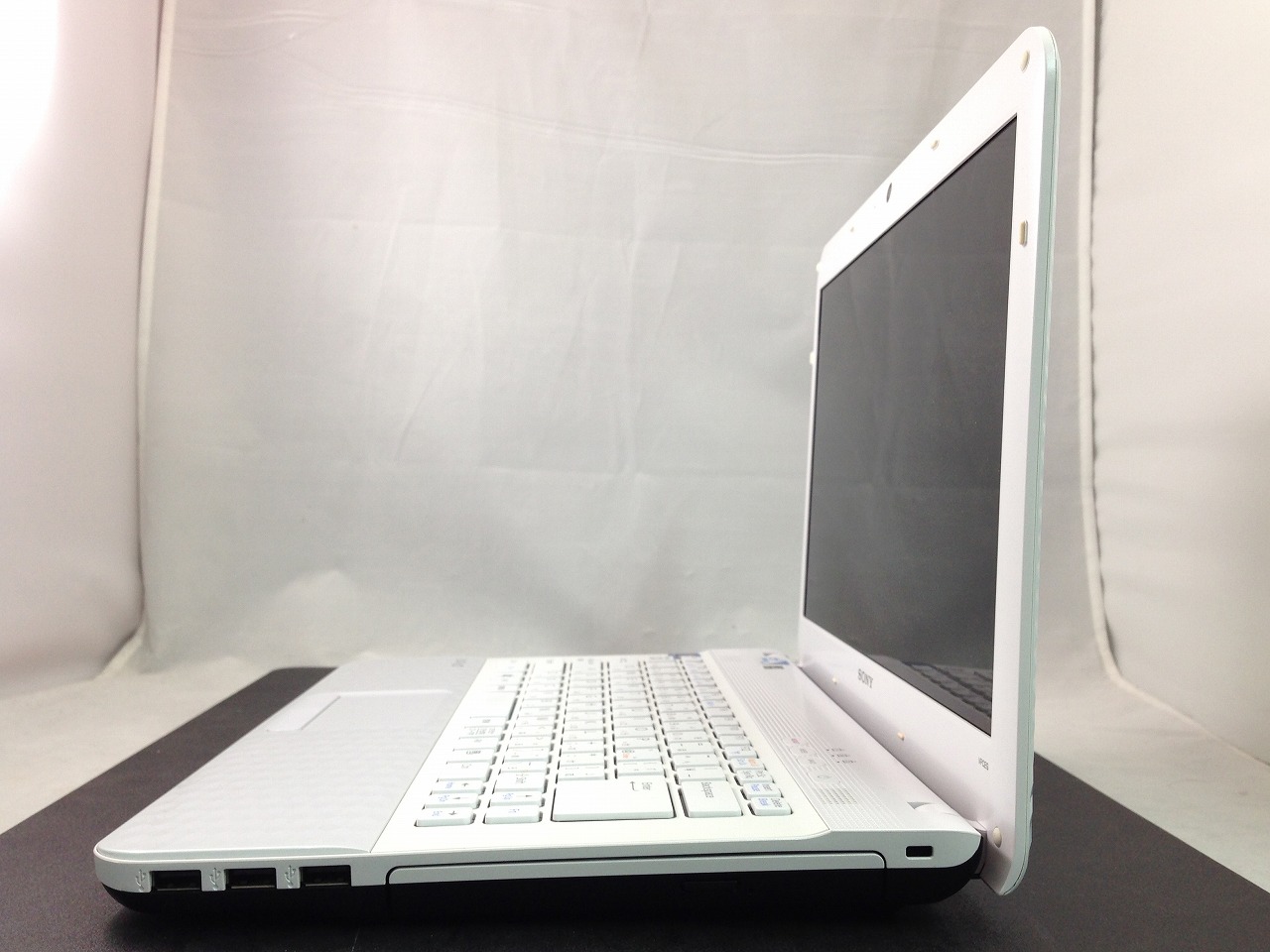 SONY VAIO VPCEG24FJ Windows7搭載モデル(CPU： Celeron B840