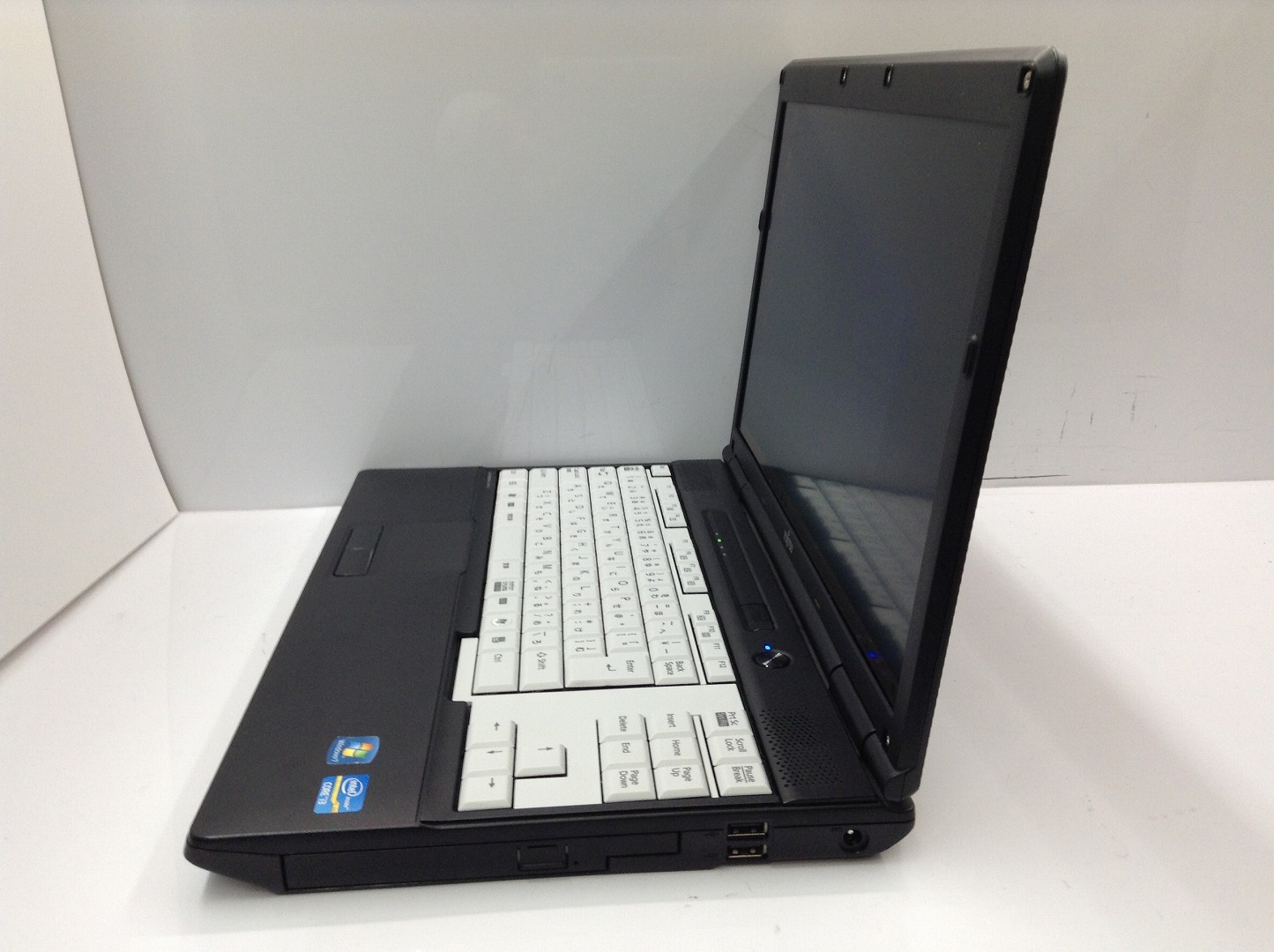 富士通 LIFEBOOK A561/D