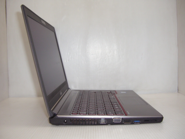 富士通 LIFEBOOK E736/M SSD・Win10 Proモデル