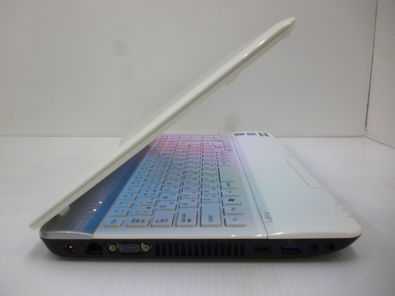 NEC LaVie LS550/E (Corei5 2410M 2.30GHz/4GB/640GB) 15.6