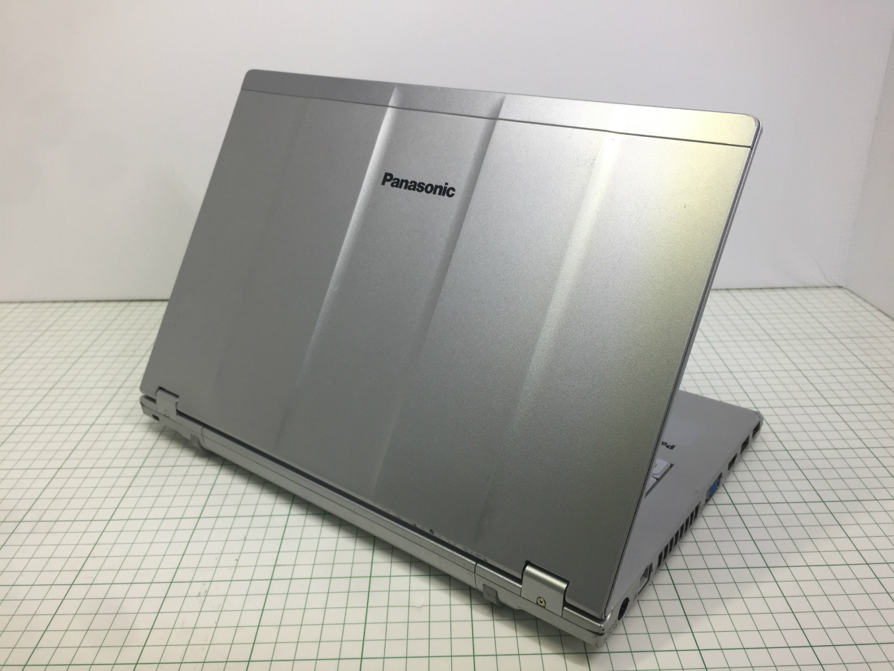 パナソニックCF-LX4 i5-5300U 4GB 14インチ DVDドライブ付