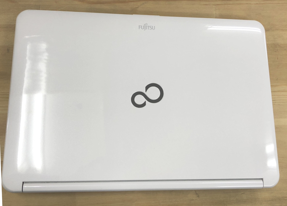 パソコン市場富士通 LIFEBOOK FMV-A53/GWP: | 新品 / 中古