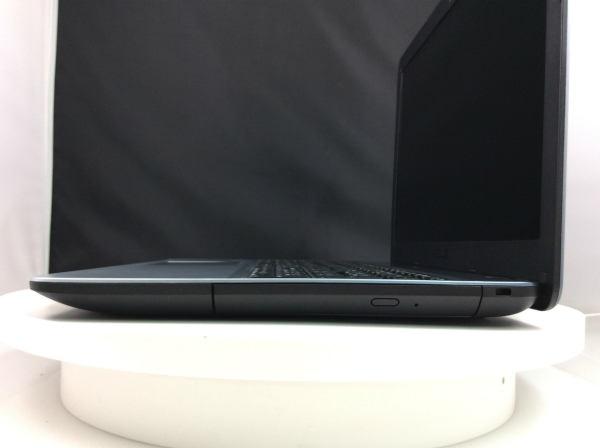 ASUS R541N(CPU： Celeron N3350 1.1GHz/メモリ：4GB/HDD：500GB