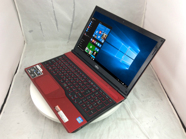 富士通 LIFEBOOK AH56/j(CPU： Core i5 3210M 2.5GHz/メモリ