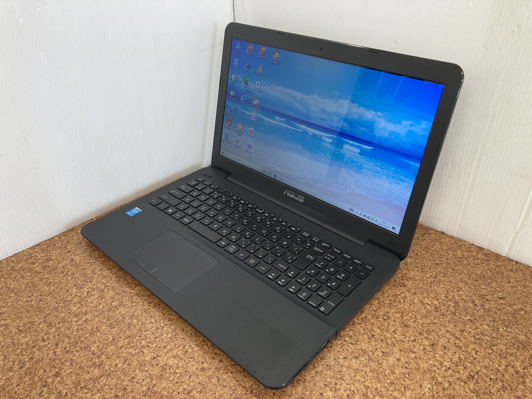 その他ノートPC本体 ASUS F554L ASUS F554L(CPU： Core i3 4005 1.7GHz