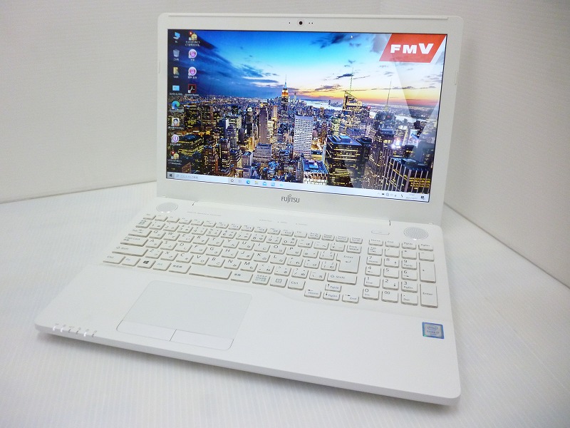 ☆高性能☆ 富士通 AH53/A3 i7-6700HQ メモリ8GB 高速SSD ☆高性能☆ 富士通 AH53/A3 i7-6700HQ メモリ8GB 高速SSD