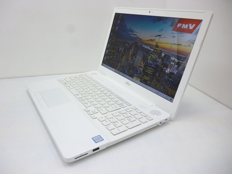☆高性能☆ 富士通 AH53/A3 i7-6700HQ メモリ8GB 高速SSD ☆高性能☆ 富士通 AH53/A3 i7-6700HQ メモリ8GB 高速SSD