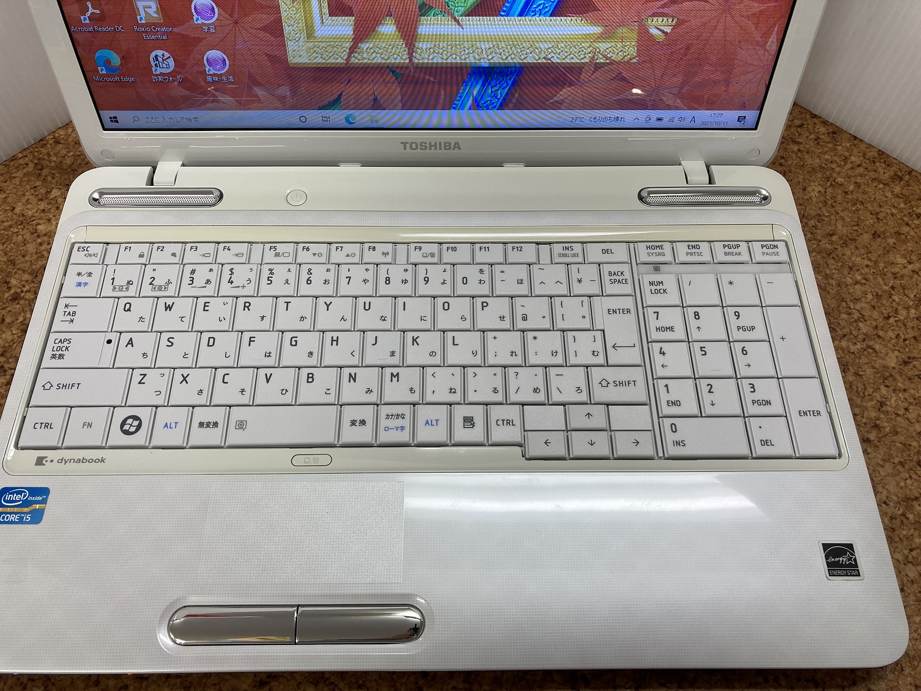 最新Windows10+office 爆速新品SSD240GB 東芝Dynabook T351/46CW 高性能 第二世代i5/4GB/15.6インチ/無線内蔵/DVDRW/便利なソフト多数 最新Windows10+office 爆速新品SSD240GB 東芝Dynabook T351/46CW 高