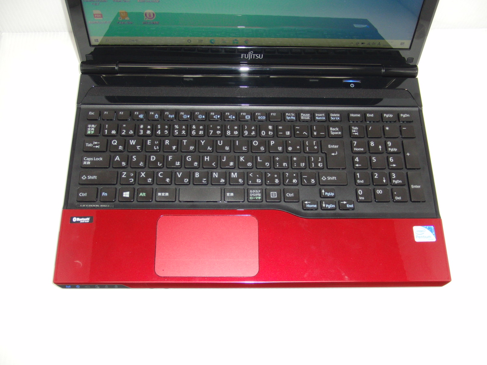 富士通　LIFEBOOK　AH42W　メモリ8GB　SSD　オフィス2021付 富士通 LIFEBOOK AH42/J SSD・メモリ8GBモデル