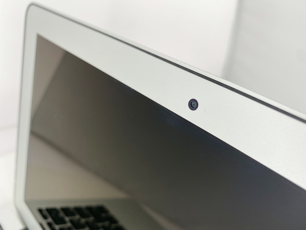 稼動品・Apple社MacBookAir A1465オマケ有 稼動品・Apple社MacBookAir A1465オマケ有 稼動品・Apple社