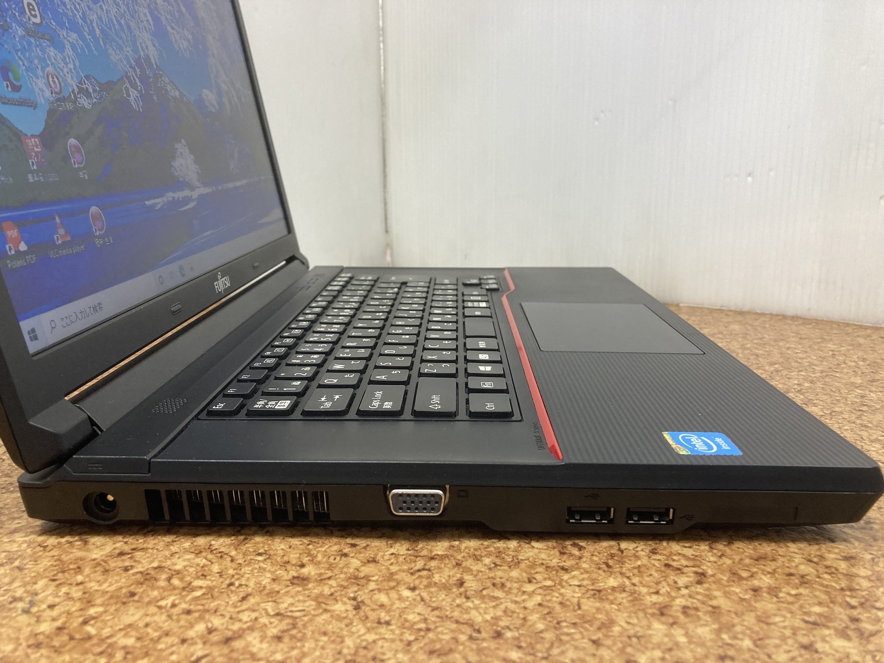 富士通　LIFEBOOK A553/H　新品SSD搭載 FMV LIFEBOOK A553/Hのメモリ、ストレージ換装・増設手順 – あの