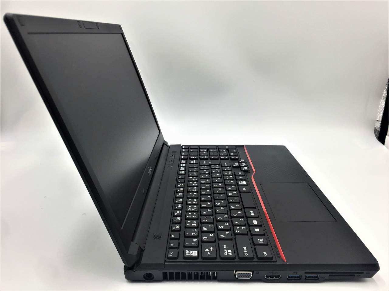 富士通 LIFEBOOK A574/M