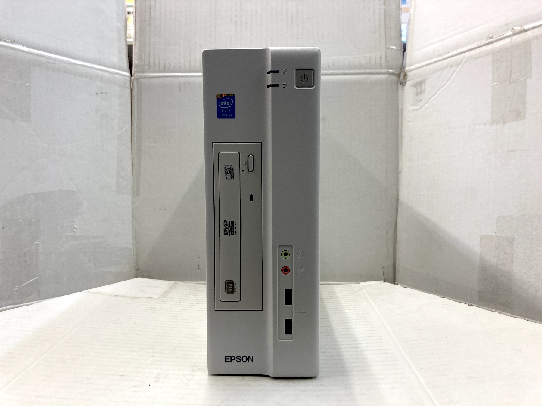 EPSON Endeavor AY330S (CPU：Core i5 4440S 2.8GHz/メモリ：8GB