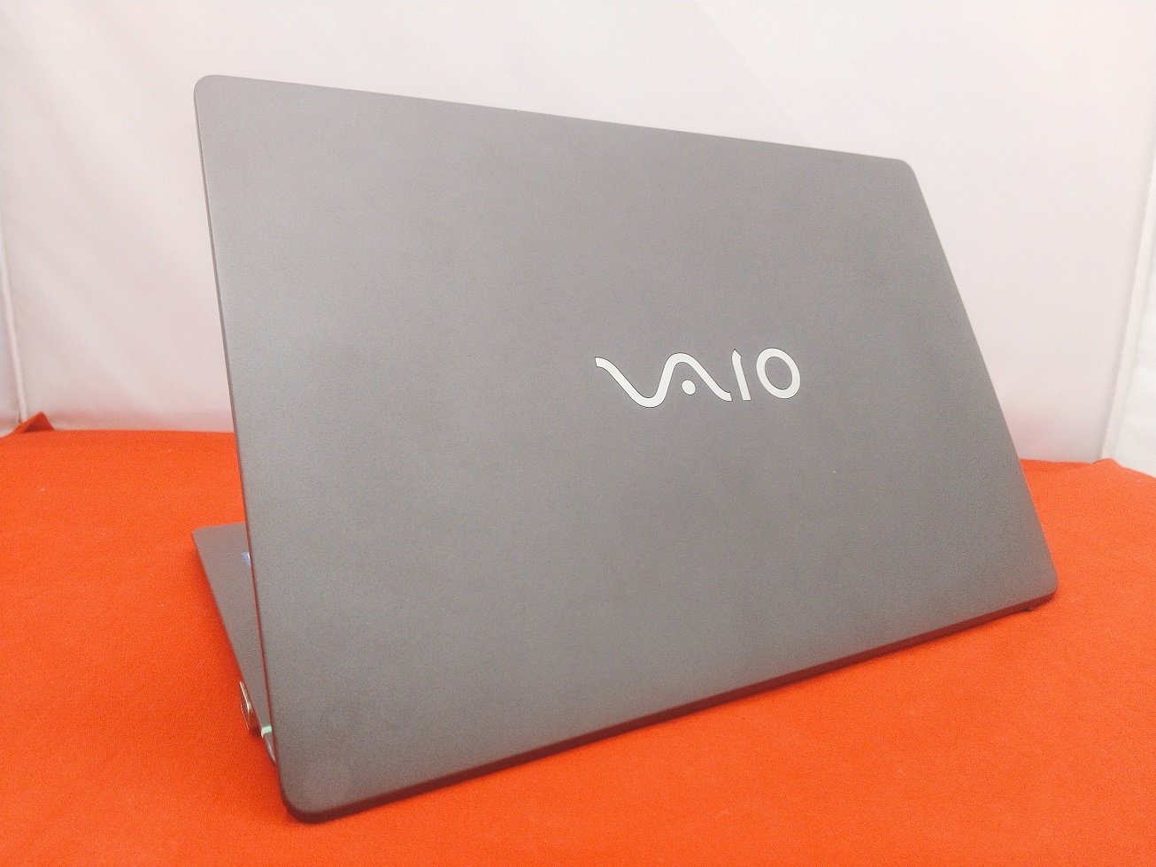 SONY VAIO S11 VJS111D12N (Core i5 6200U 2.3GHz/8GB/SSD:256GB