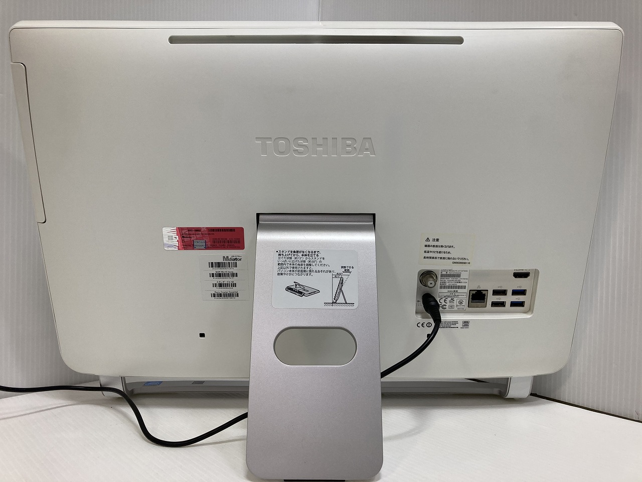 TOSHIBA REGZA PC D713/T3KW 本体 東芝 REGZA PC D713 D713/T3KW PD713T3KSXW [リュクスホワイト