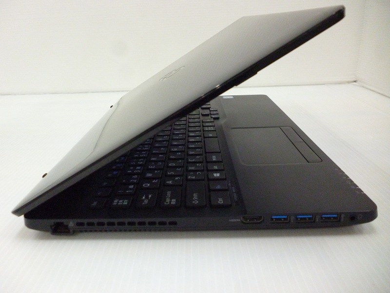 FUJITSU　LIFEBOOK ah45/x FUJITSU LIFEBOOK AH45/X Core i3-6100 HDD 1TB RAM 4GB 15.6
