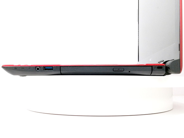 NEC LAVIE NS150/G PC-NS150GAR (CPU：Celeron 3855U 1.6GHz/メモリ