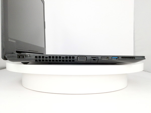 Lenovo ideapad 300-15IBR(訳あり)(CPU：Celeron N3050 1.6GHz