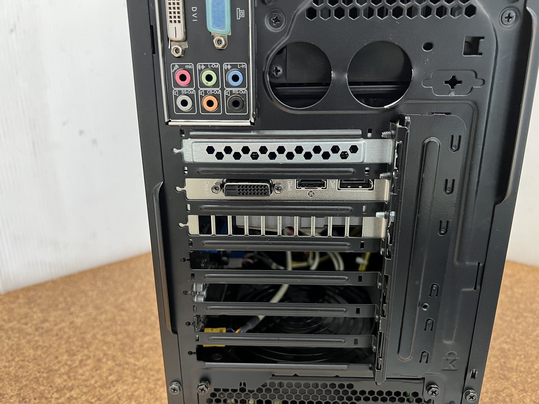 マウスコンピュータ　i7-4770/メモリ16GB/HDD1TB マウスコンピューター DAIV 4P-M16-KK 価格.com限定 Core i7