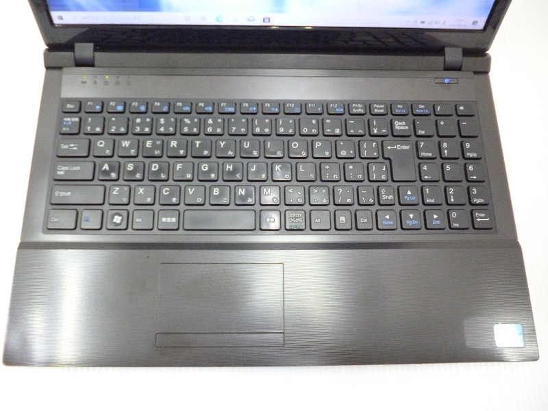 CLEVO製のノートパソコン W255HU です 中古】ノートパソコンClevo W255EU -Windows7 HomePremium 32bit