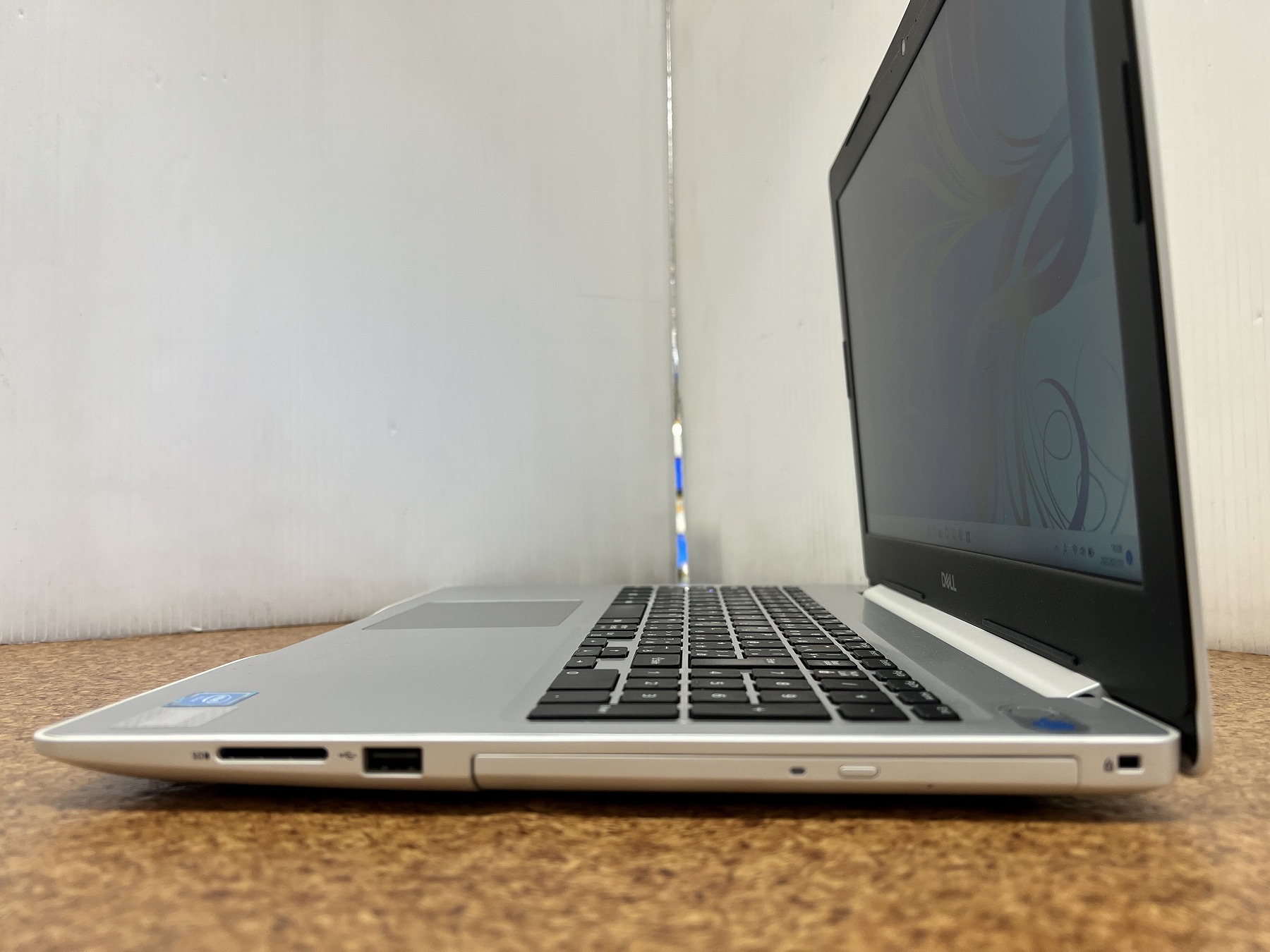 Windowsノート本体 Inspiron 5570/Cel 3865U/8GB/128GB NVME Inspiron 5570/Cel 3865U/8GB/128GB NVME ノートPC