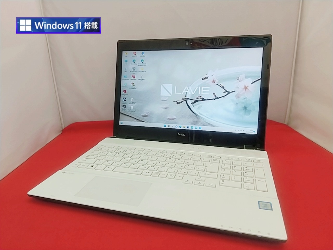 NEC LaVie PC-NS650GAW (Core i7 7500U 2.7GHz/4GB/SSD:480GB
