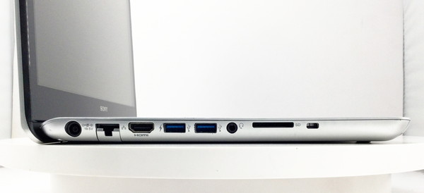 SONY VAIO SVF14AC1CN(CPU： Core i3 3227U 1.9GHz/メモリ：4GB/HDD