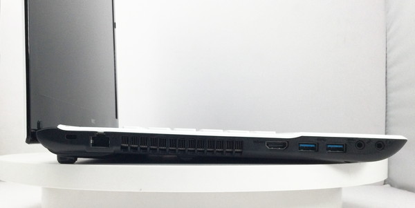 NEC - NEC lavie LS350/R core i3 マウス付き NEC LaVie LS350/R(CPU：Core i3 4000M 2.4GHz/メモリ：4GB/HDD