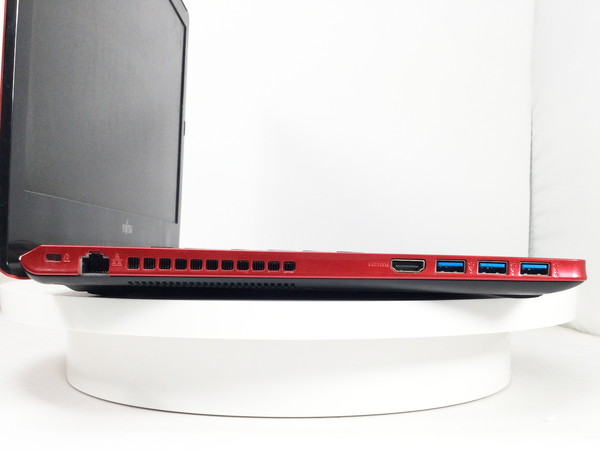 Fujitsu Lifebook AH45/T 4世代i3 ブルーレイ Fujitsu Lifebook AH45/T