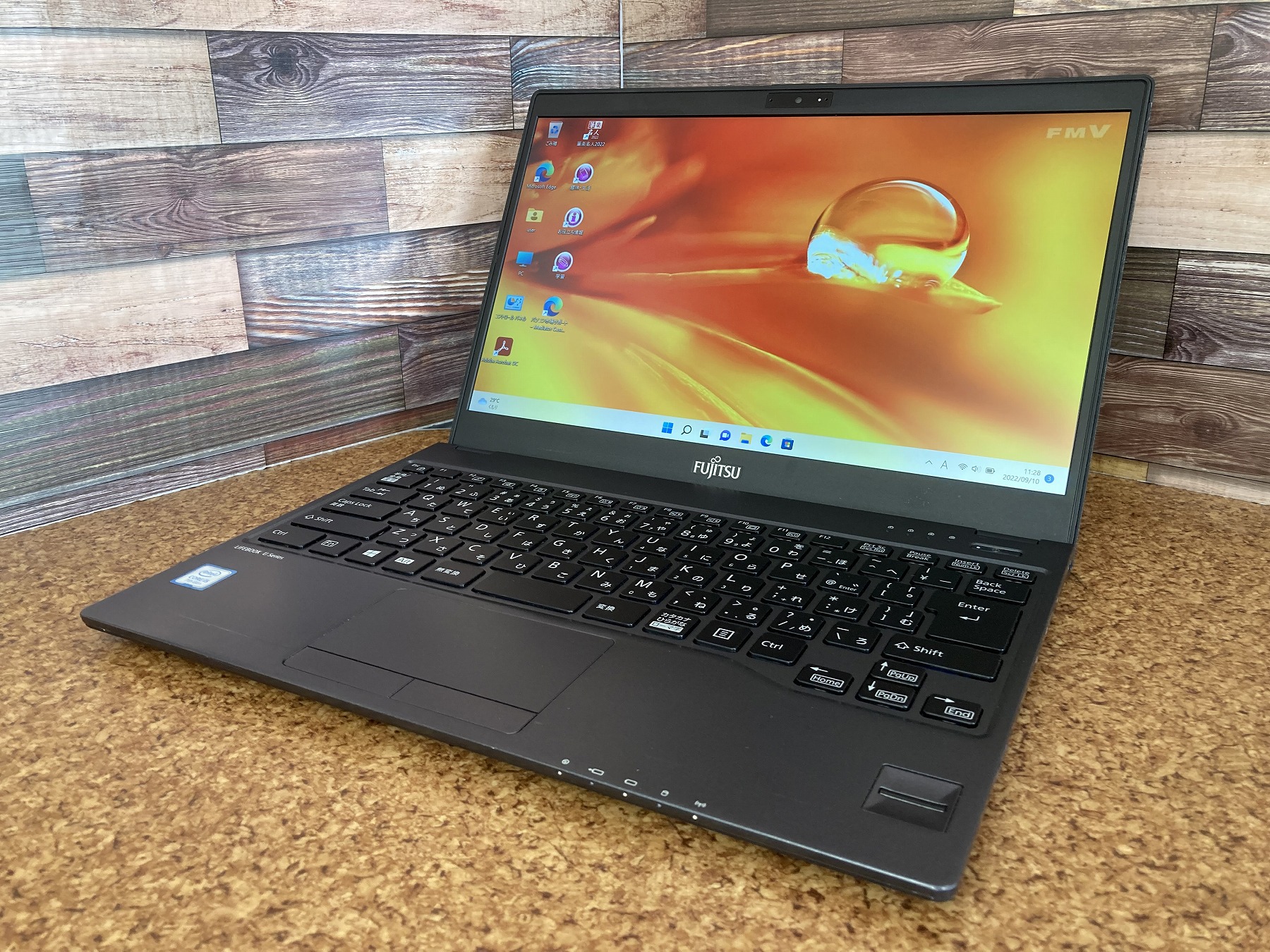 LIFEBOOK U937R(CPU： Core i5 7300U 2.6GHz/メモリ：8GB/SSD：256GB)