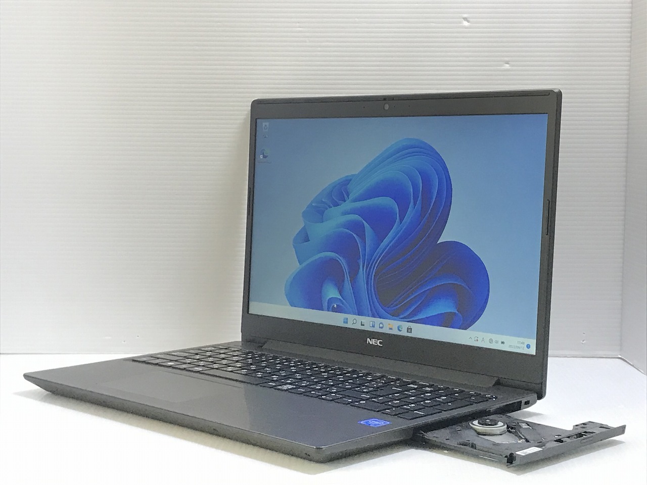 NEC LAVIE Note Standard NS150/NA PC-NS150NAB(CPU： Celeron