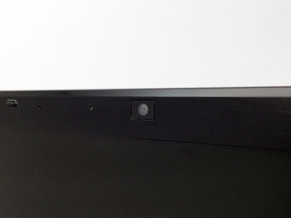 SONY VAIO SVE151B11N (CPU：Core i5 2450M 2.5GHz/メモリ：4GB