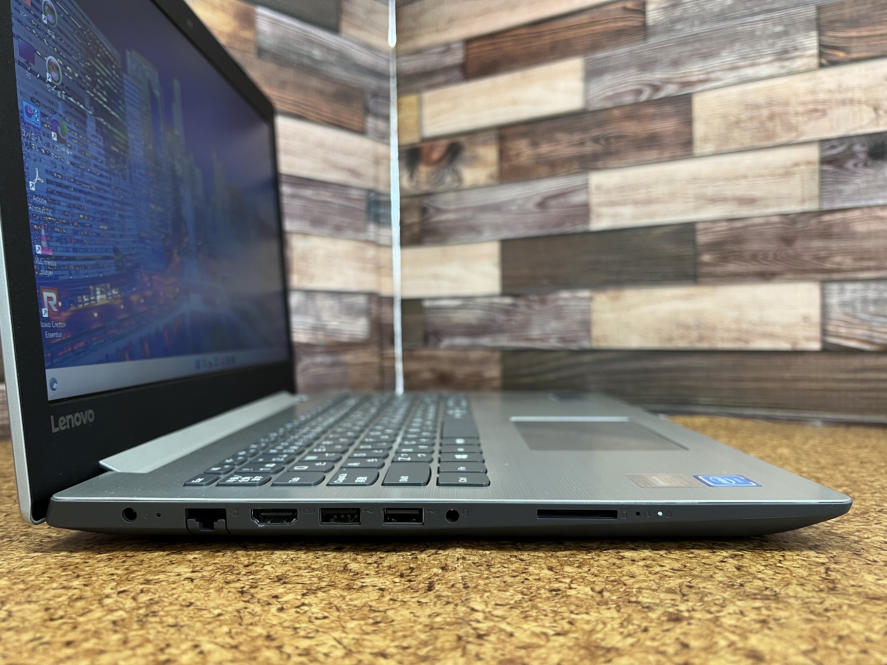 ideapad 320-15IAP(CPU： Celeron N3350 1.1GHz/メモリ：8GB/SSD