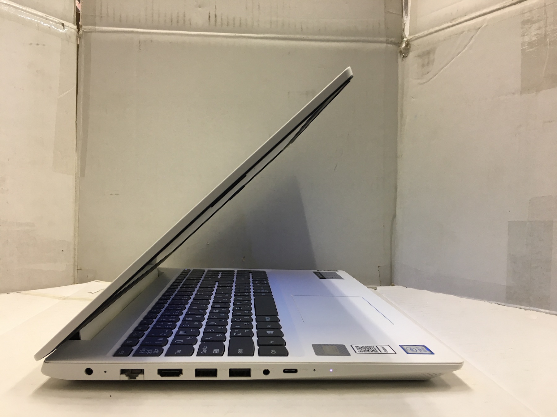 Lenovo ideapad L340-15IWL (CPU：Core i7 8565U 1.8GHz/メモリ