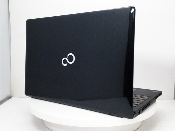 富士通 LIFEBOOK AH77/S (CPU：Core i7 4712HQ 2.3GHz/メモリ