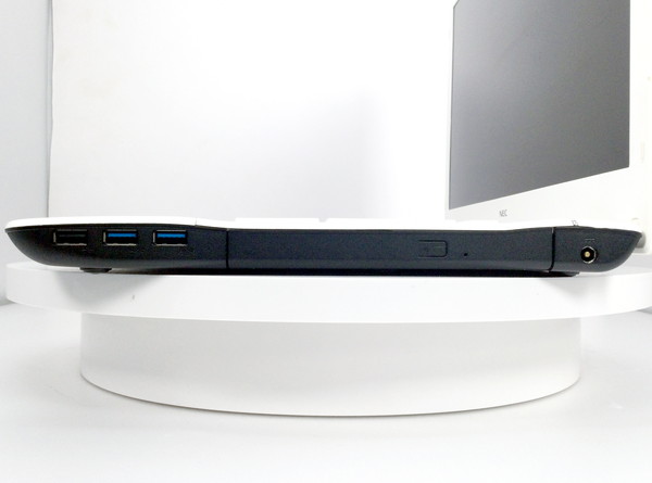 NEC LaVie LS350/H PC-LS350HS6W (CPU：Core i3 2370M 2.4GHz